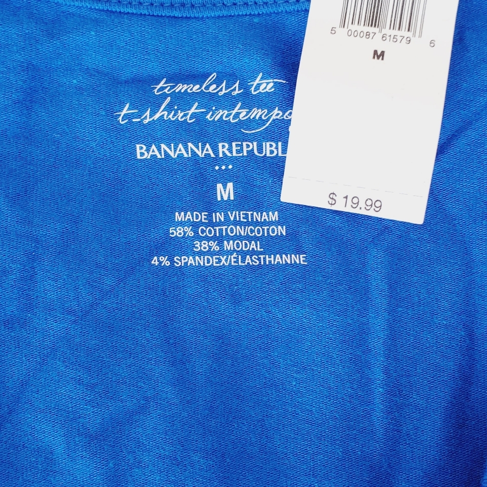 Banana Republic Timeless t-shirt, Stunning Shade of Blue - Picture 5 of 6